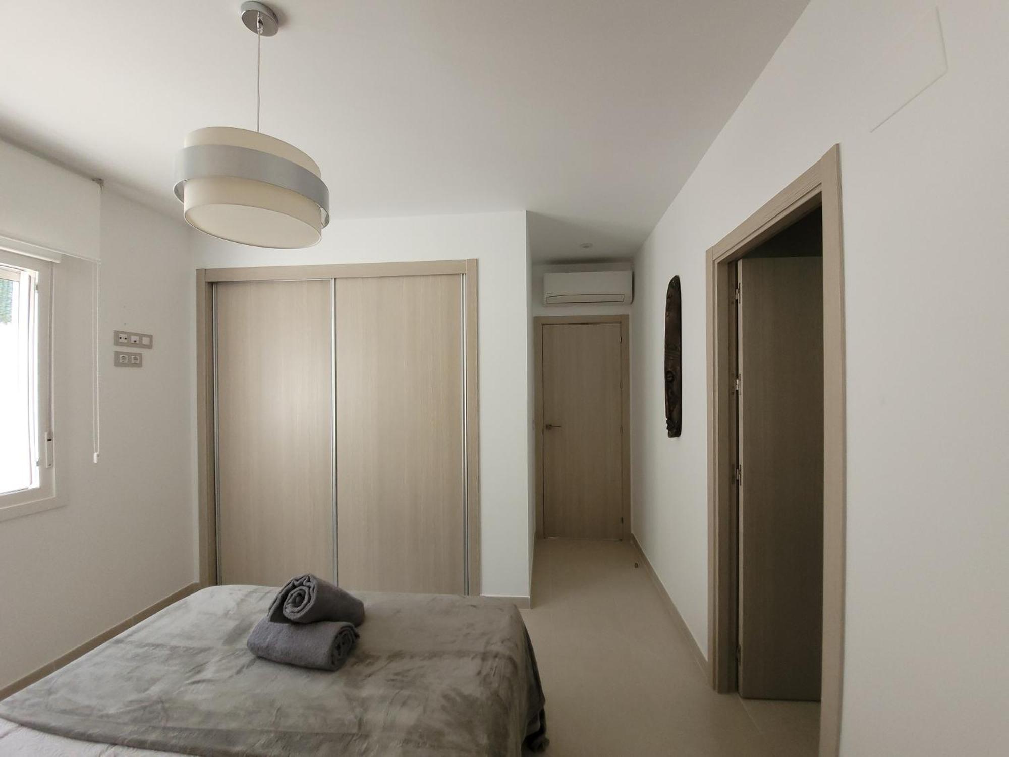 Chalet Adosado Acogedor Busot Alicante Buitenkant foto